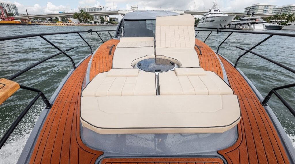 miami boat renting