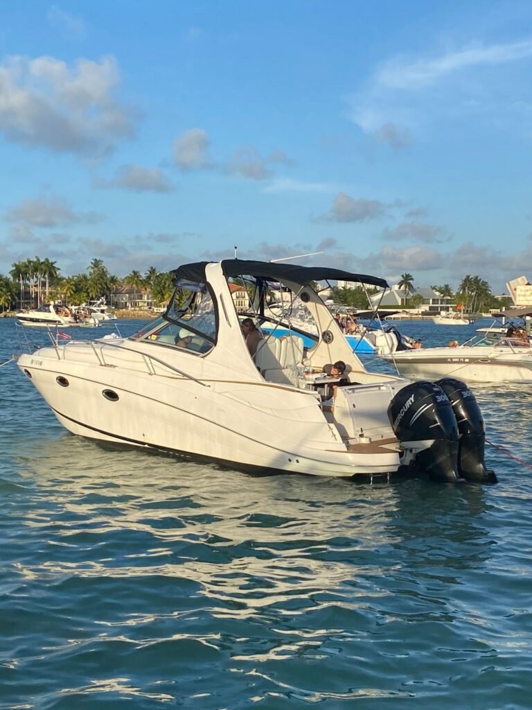 private yachts for rent in Miami