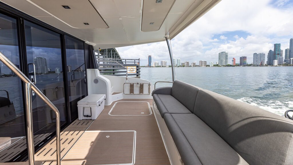yate para bodas Miami